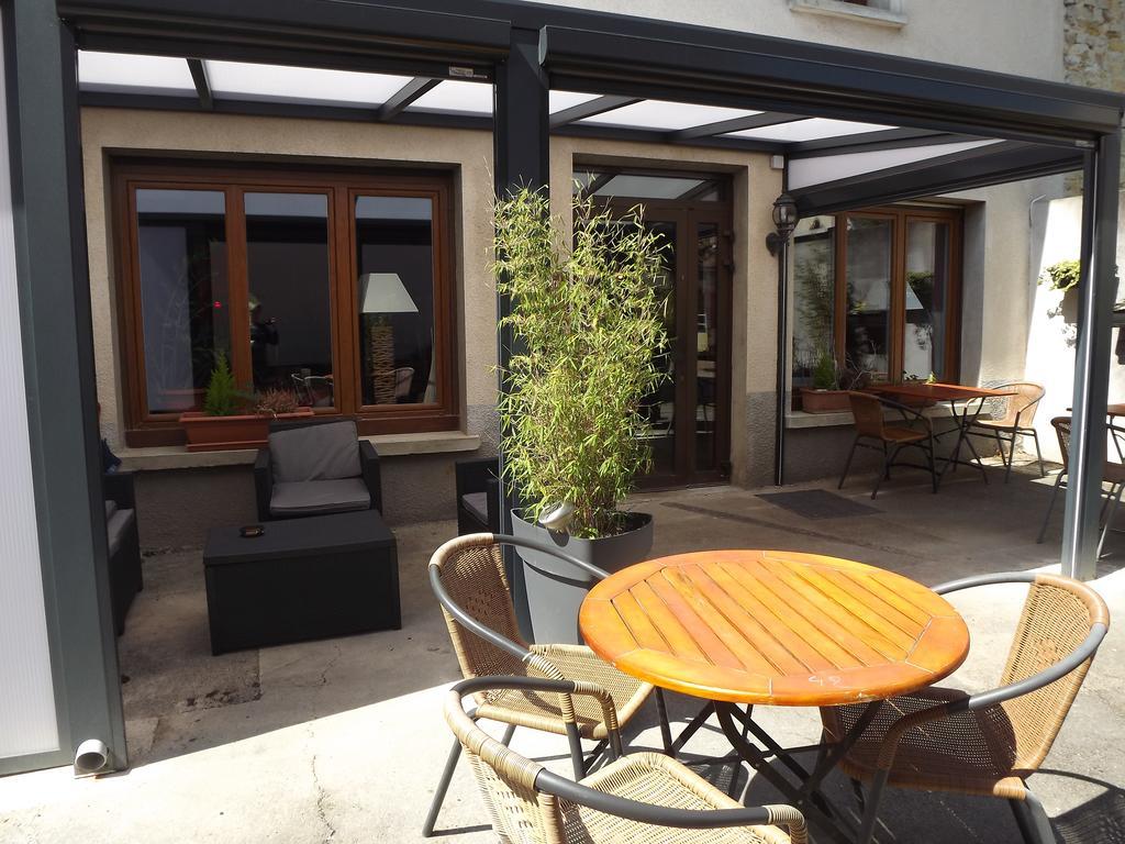 Du Cheval Blanc Logis Hotel Chamouilley