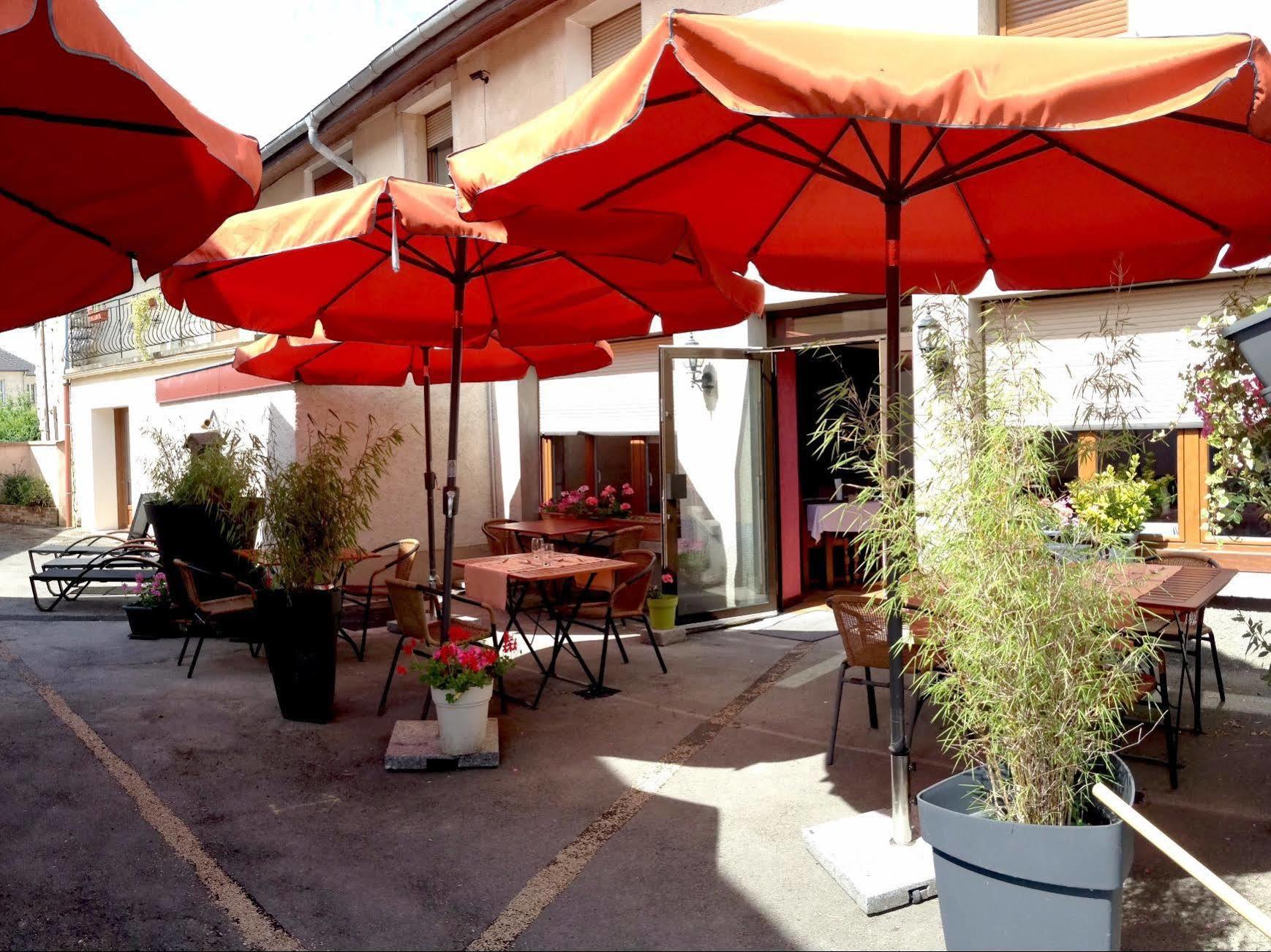 Logis Restaurant Du Cheval Blanc 2* Chamouilley