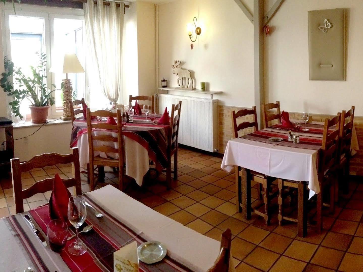 Logis Restaurant Du Cheval Blanc 2*